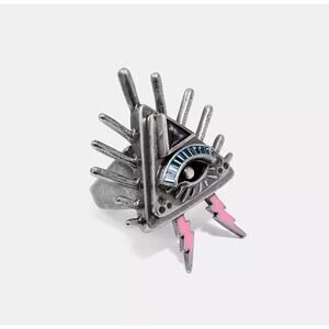COACH - Rare Pyramid Eye Ring 7.5